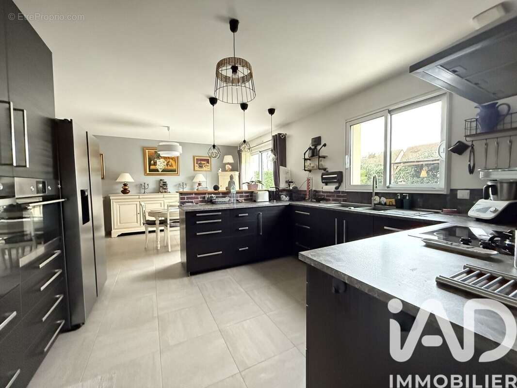 Photo 5 - Maison à CRECY-LA-CHAPELLE