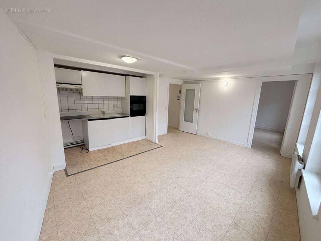 Appartement à GUISE