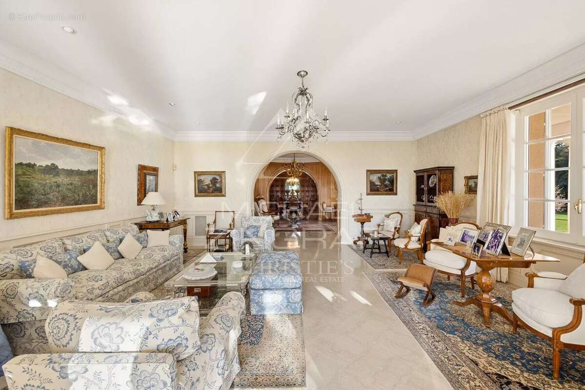 Maison à ANTIBES