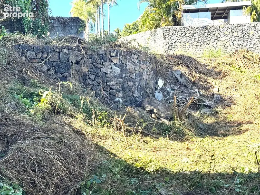 Saint pierre / les 400 - terrain constructible de 356 m2 - photo 5