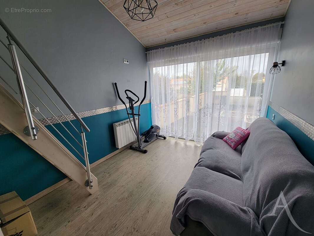 Maison à SAINT-ETIENNE-DU-BOIS