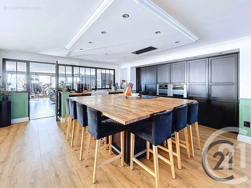 Maison 252 m² à Ruvigny  - photo 5