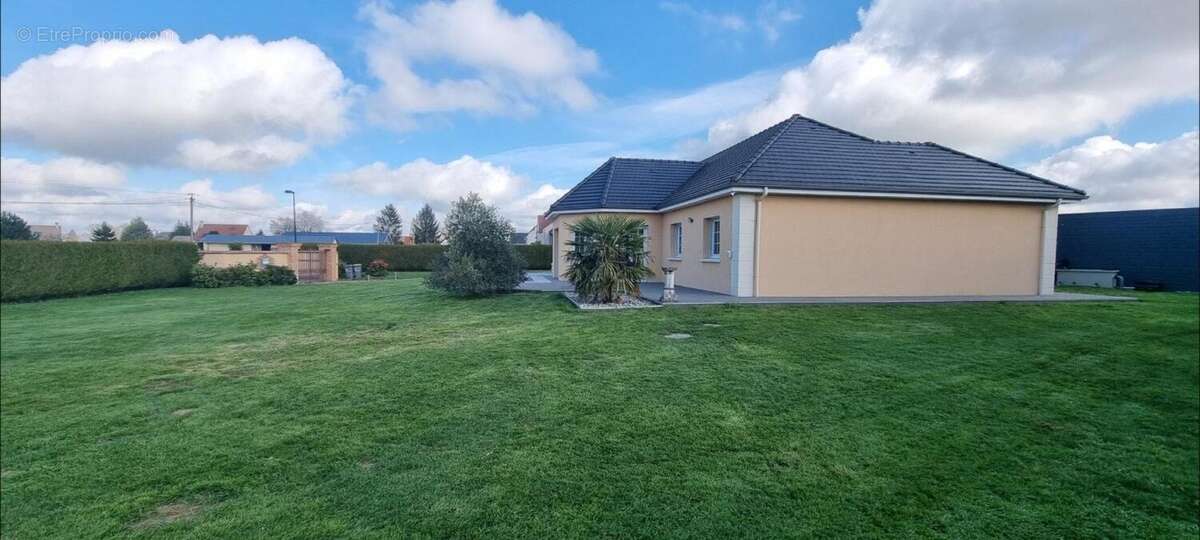 Maison 158 m² à Marbeuf  - photo 2