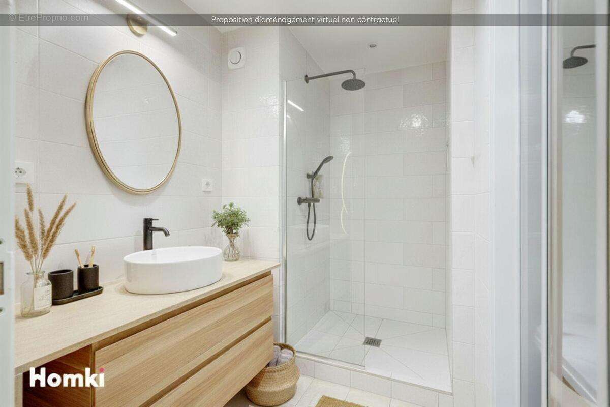 Appartement à PARIS-10E