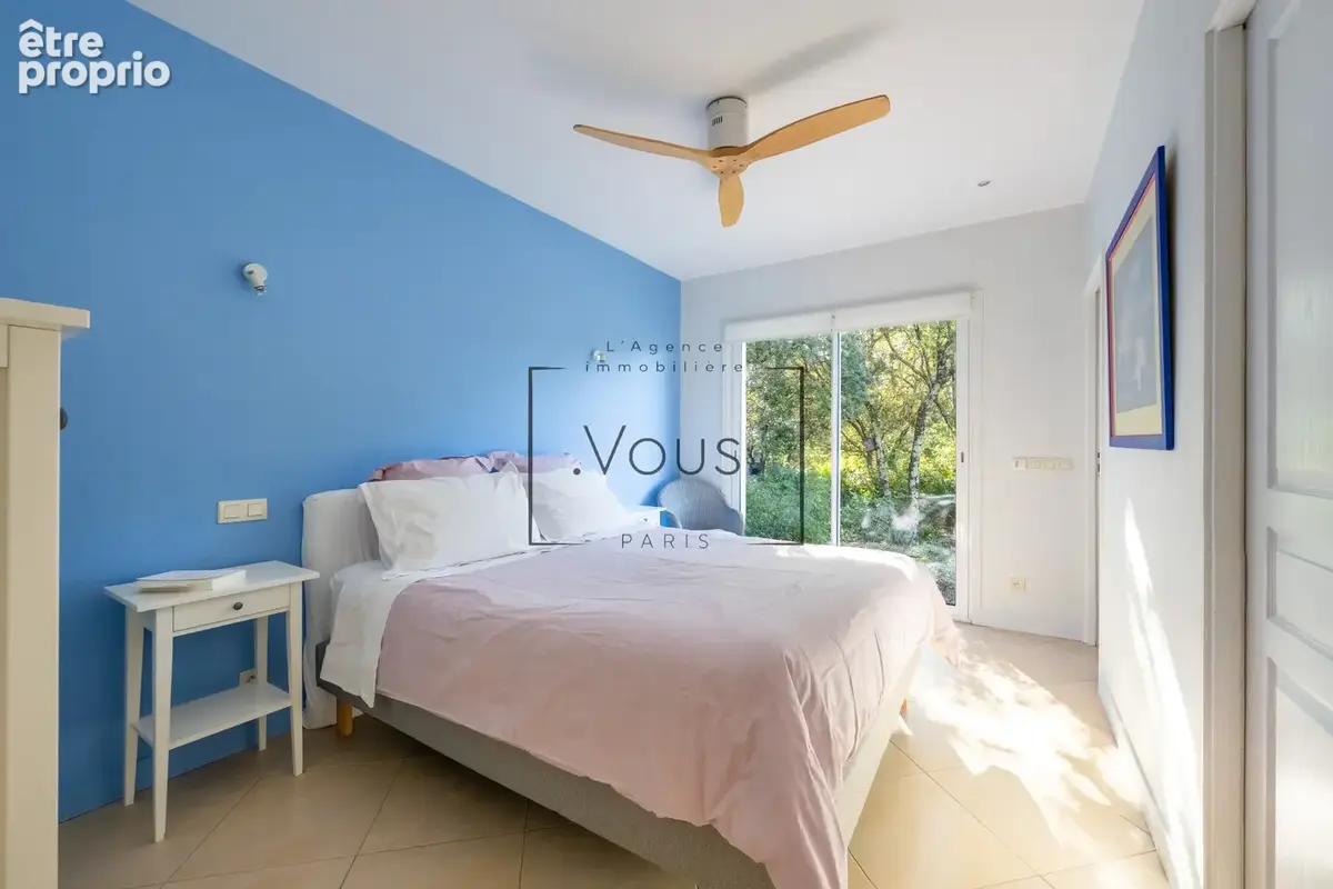 Villa contemporaine de plain-pied avec piscine, au cœur d’un terrain boisé, aux portes des Cévennes - photo 10