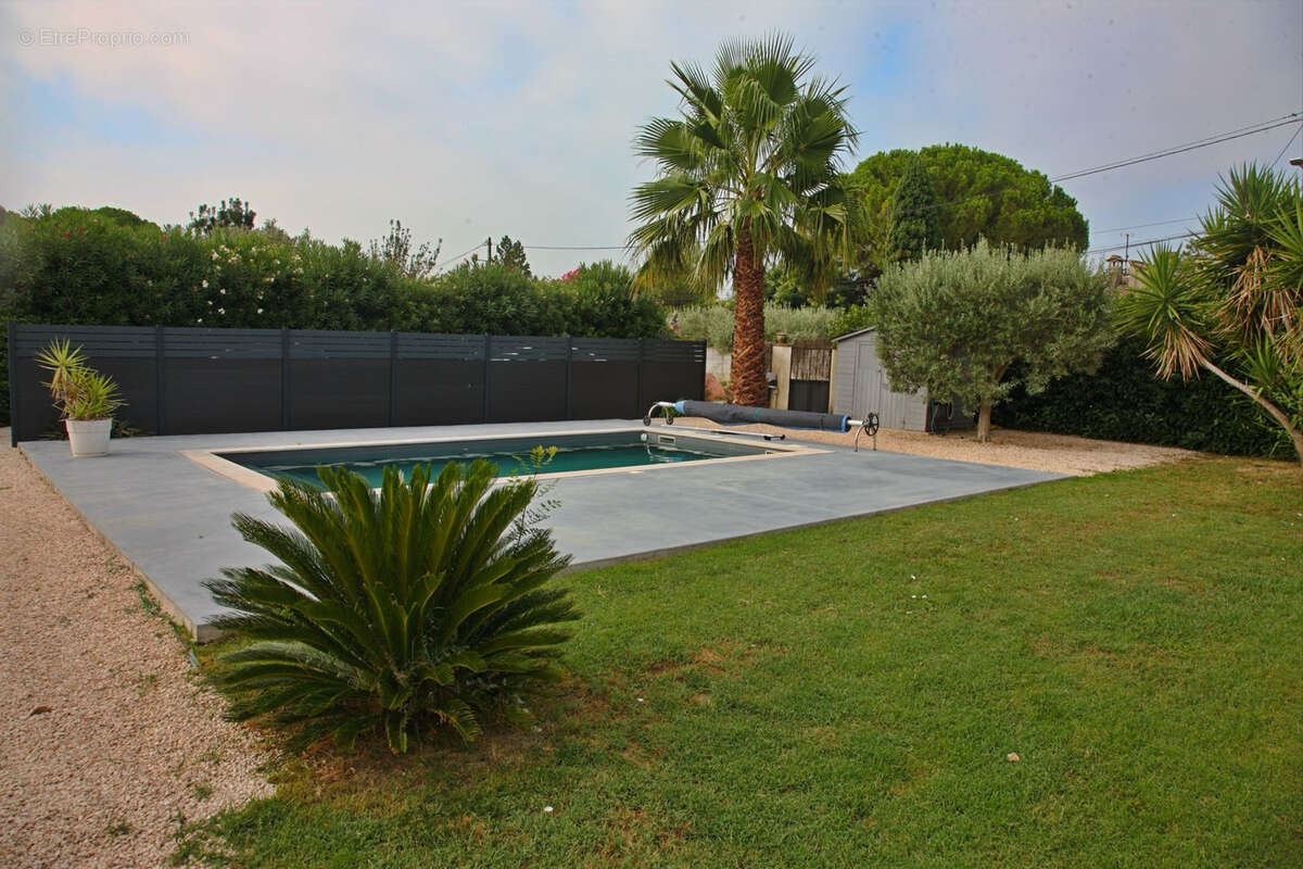 BELLEGARDE   Villa plain-pied avec piscine sur 1 000 m2 de terrain - photo 2