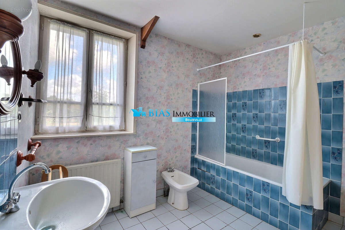 Maison 128 m² à Fatouville-Grestain  - photo 8