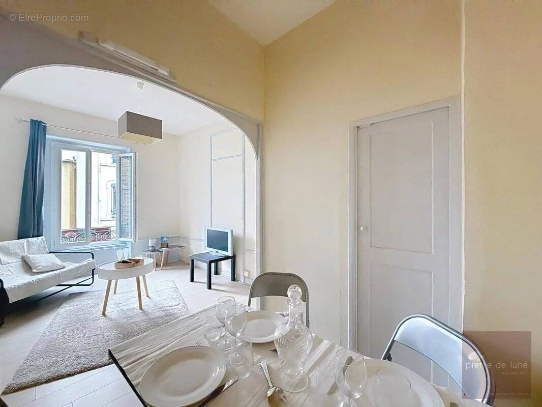 Appartement à LYON-6E