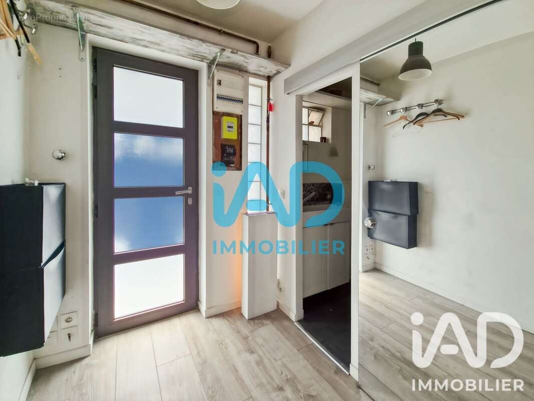 Photo 3 - Appartement à PARIS-18E