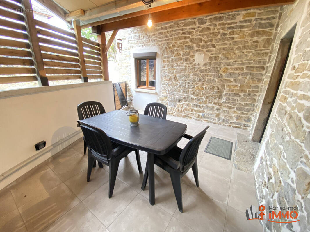 Maison à TREPT