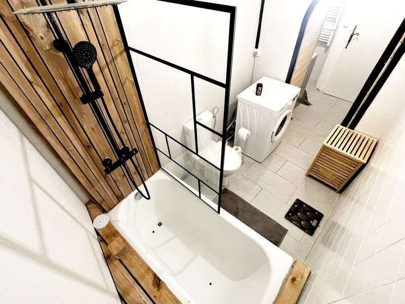 Toulon (83) - emplacement ideal centre ville – appartement 2 pieces de 51 m² plein de charme et de cachet - investissement ou re - photo 13