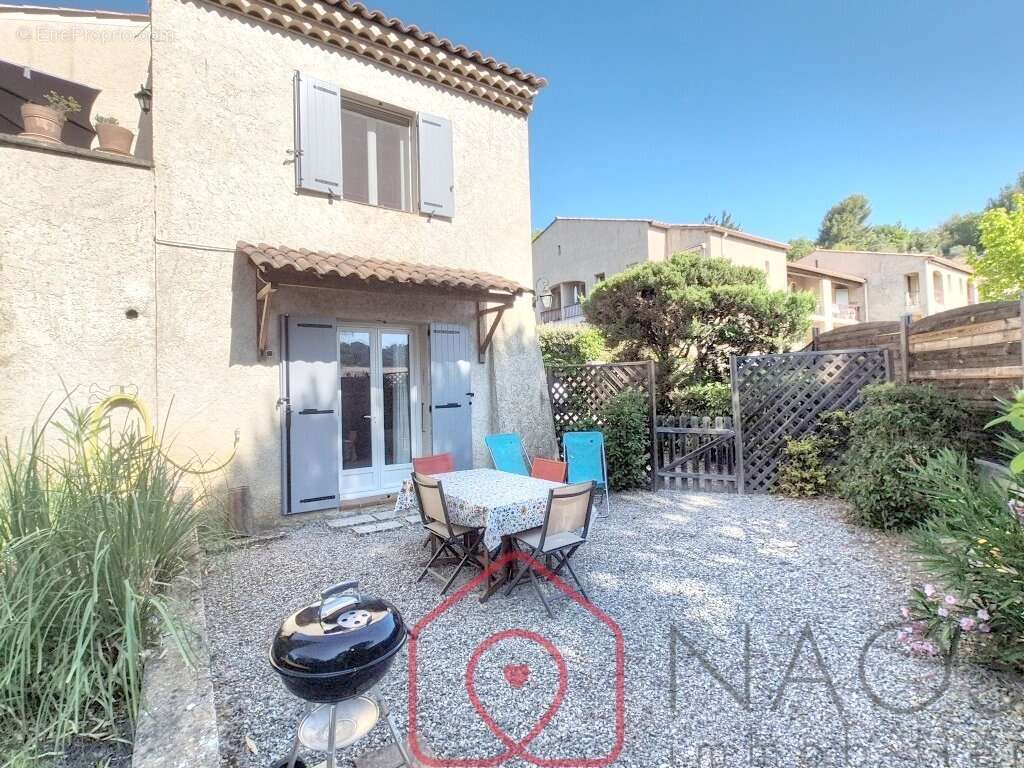 Maison à GREOUX-LES-BAINS