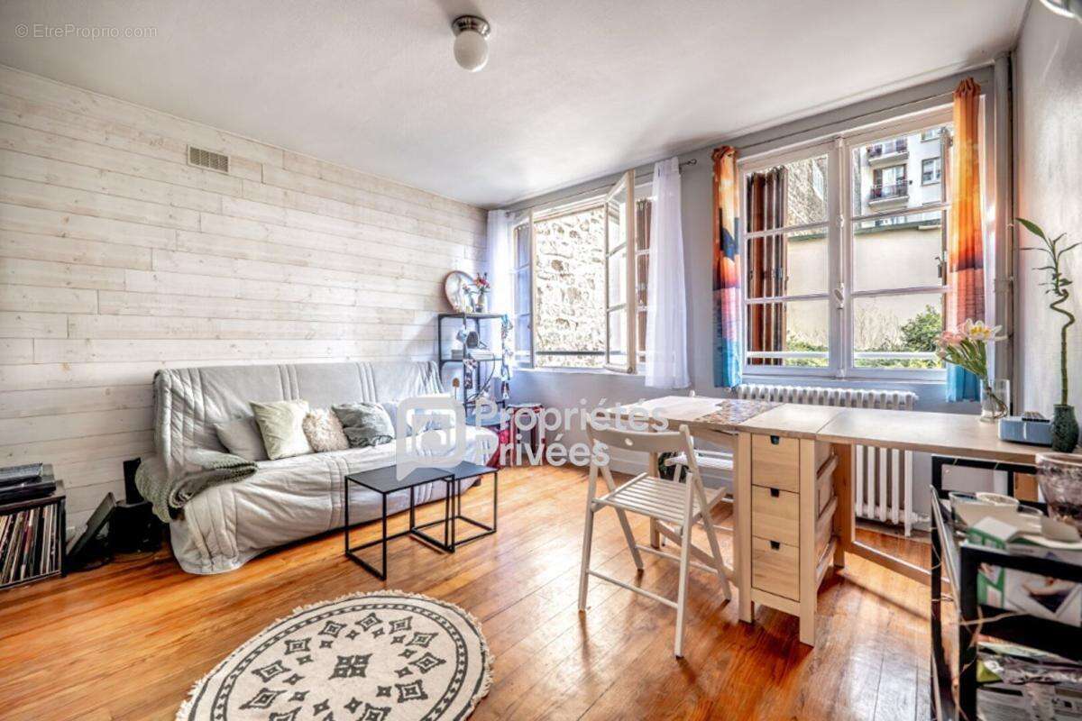 Appartement à ISSY-LES-MOULINEAUX