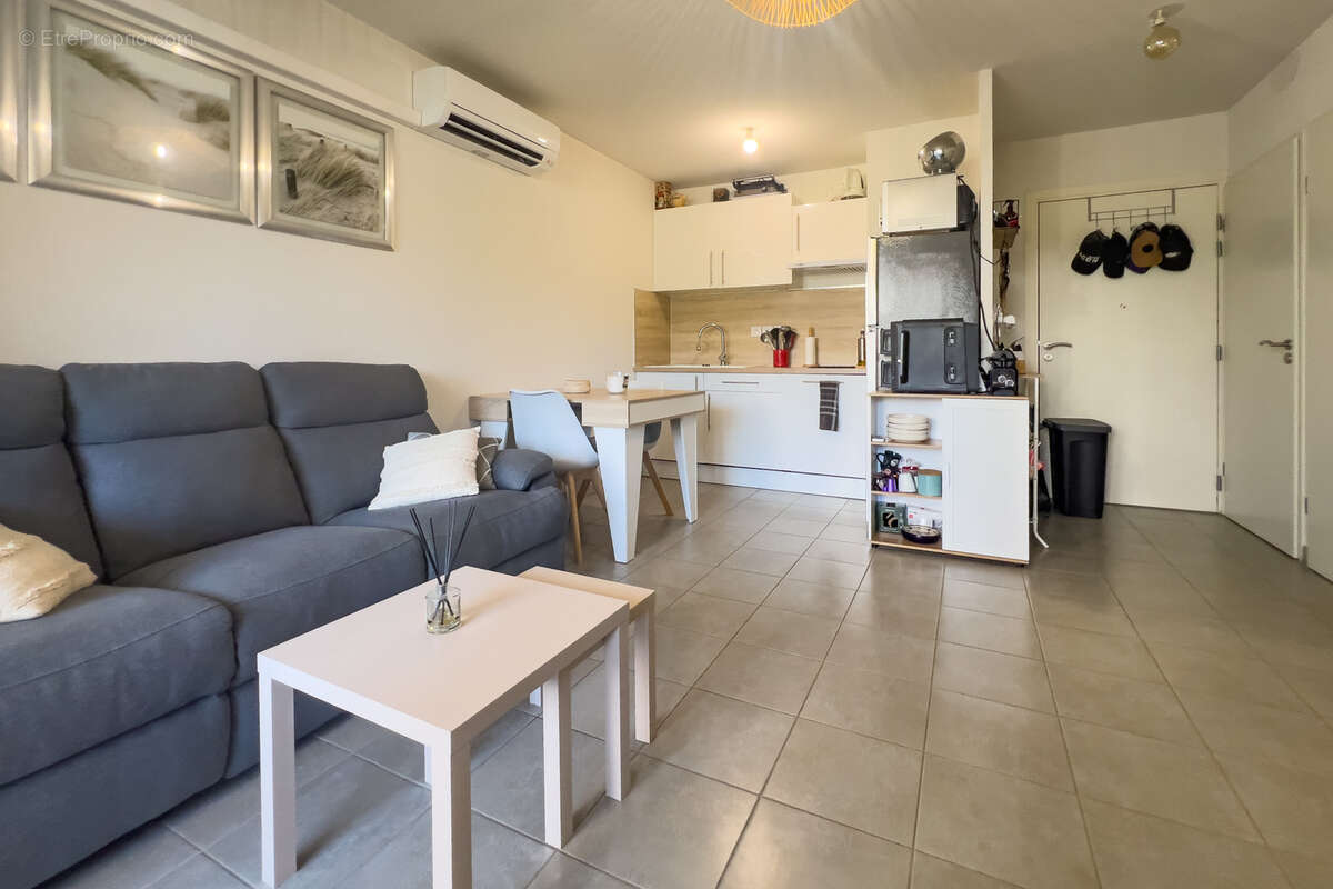 Appartement à LA LONDE-LES-MAURES