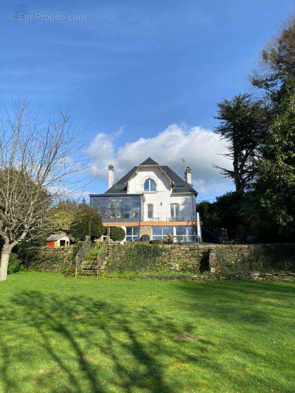 Maison à QUESTEMBERT
