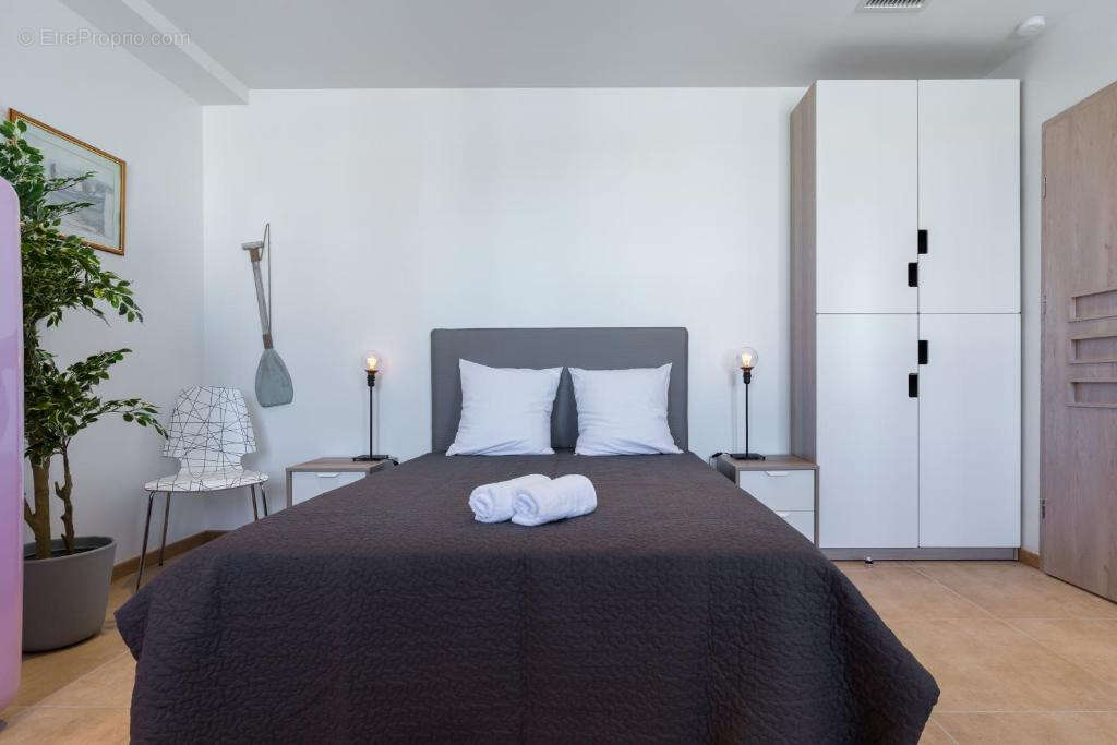 Commerce à CAGNES-SUR-MER