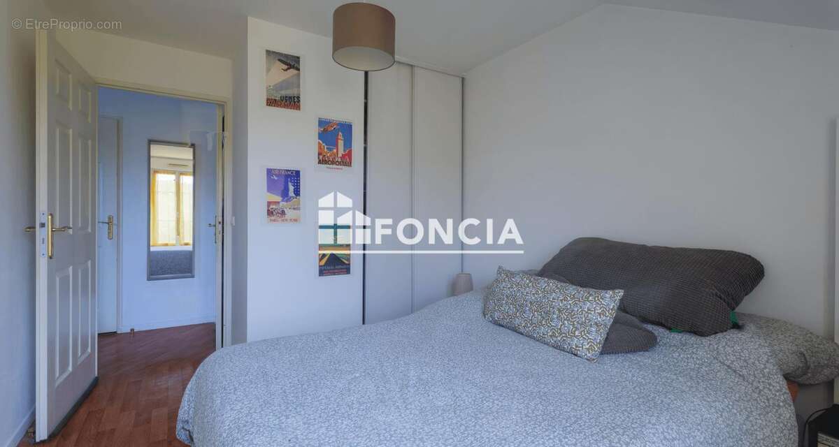 Appartement à EMERAINVILLE