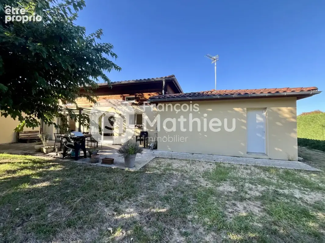 Maison de plain-pied 141 m2 - photo 2