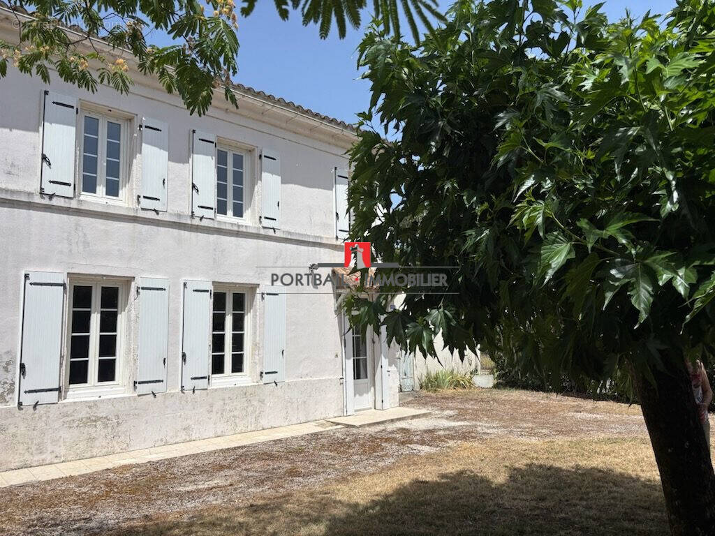 Maison à CAVIGNAC