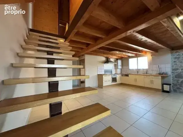Duplex de type 4 plein de charme et de cachet - photo 2