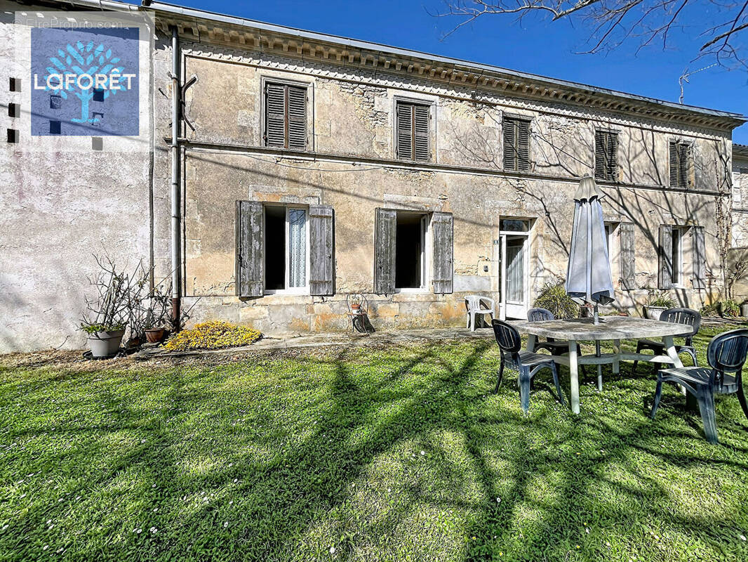 Maison à SAINT-CIERS-SUR-GIRONDE