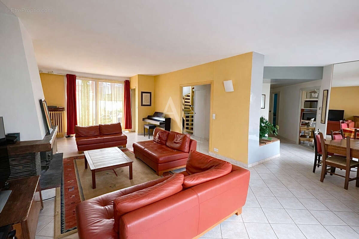 Maison à FONTENAY-SOUS-BOIS