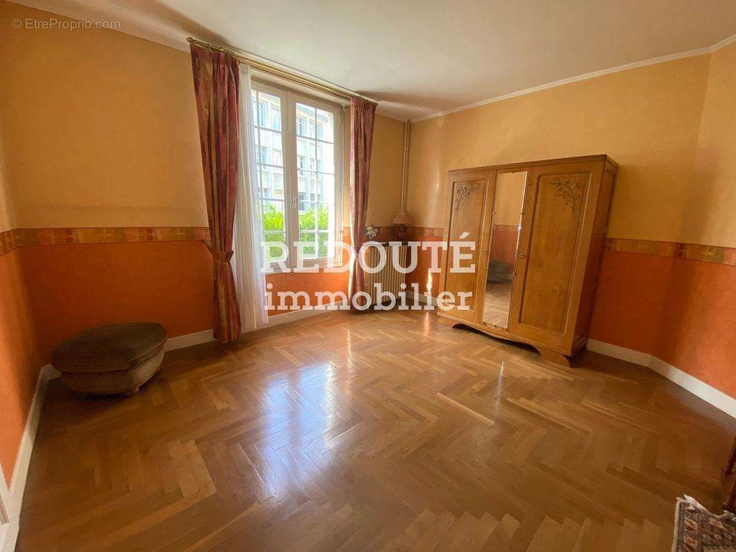 Rethel – maison familiale 6 pièces – 4 chambres – garage – jardin - photo 6