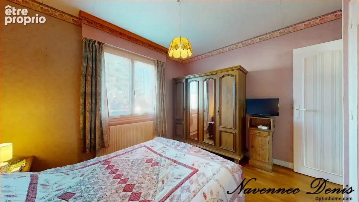 Maison de plain-pied surélevé – 2 chambres – Sous-sol complet – Jardin 600 m² – Louviers centre - photo 7