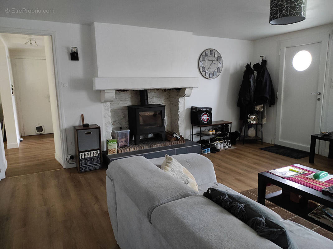 Maison à LE RELECQ-KERHUON