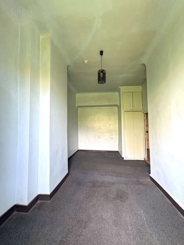 Appartement à MARSEILLE-1E