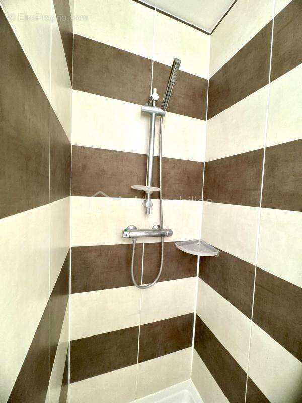 Maison à AZAY-SUR-CHER