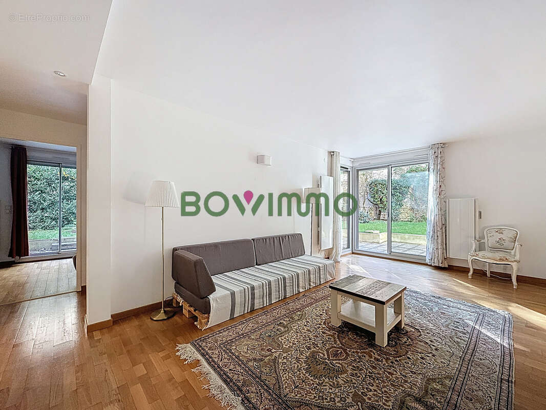 Appartement à PARIS-20E