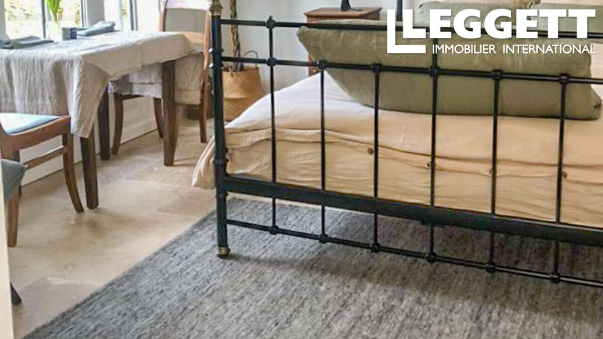 Maison à SAUSSIGNAC