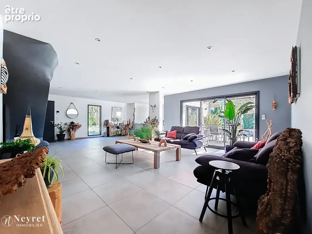 Ternay   Villa contemporaine d’exception avec piscine et jardin paysager - photo 8