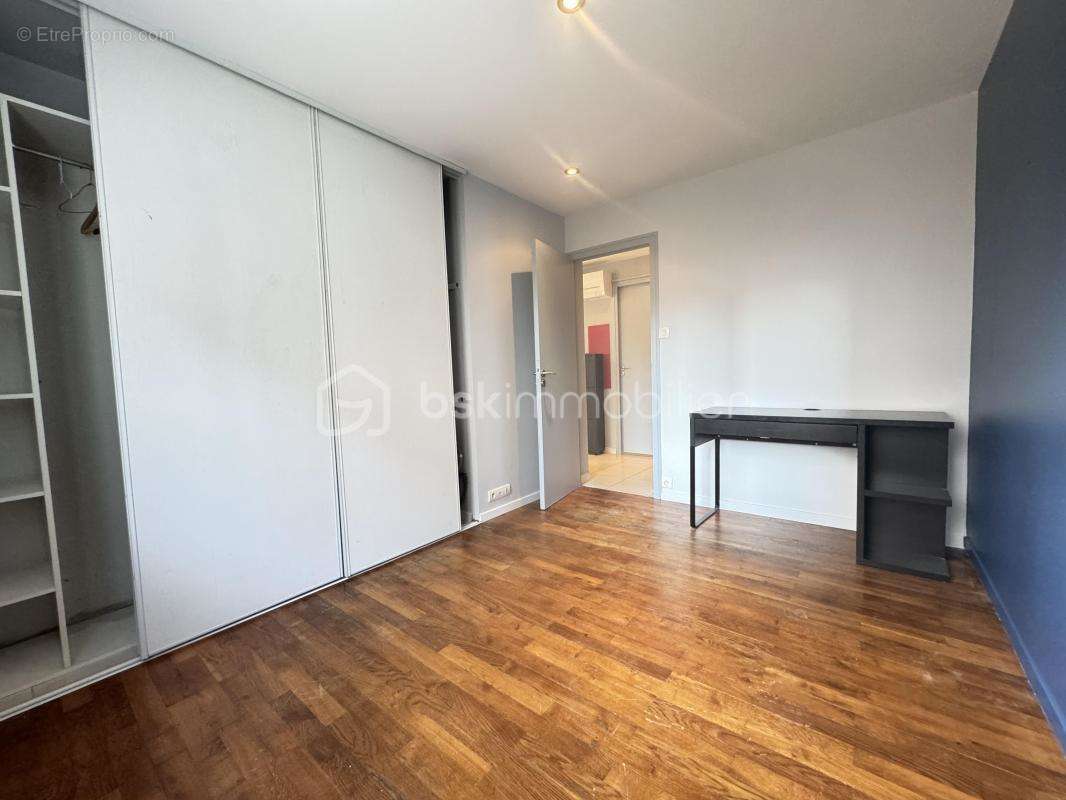 Joli T3 Meublé dans Secteur recherché de Saint-Martin-d’Hères! - photo 5