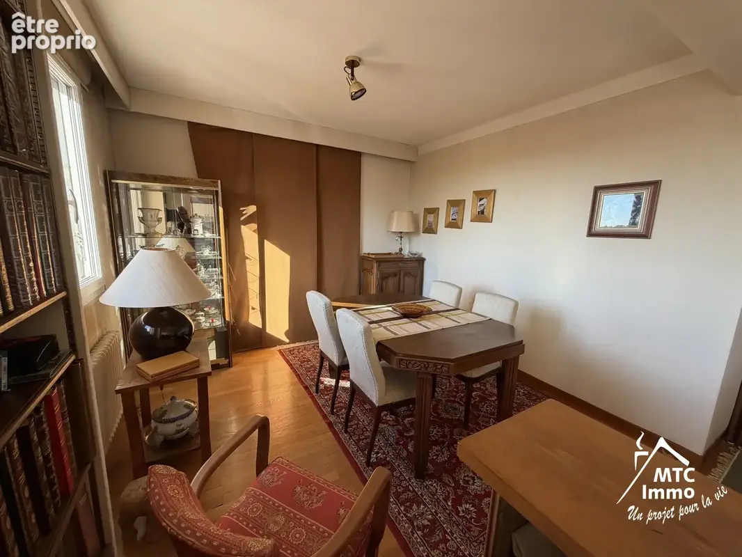 Appartement 107 m2 / balcon / garage / cave - photo 3