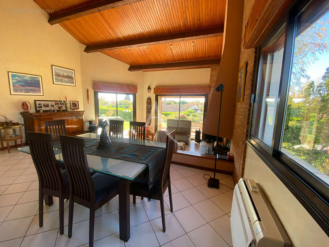 Maison à CASTELMAUROU