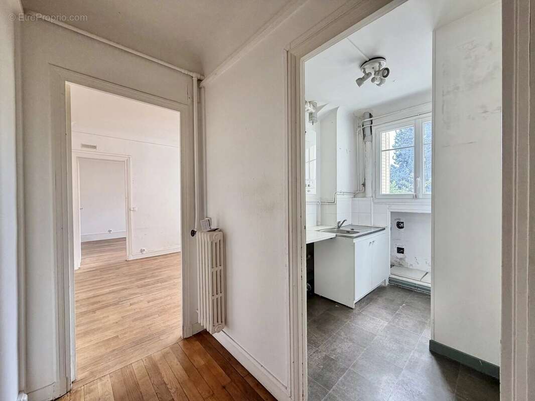 Appartement à BOURG-LA-REINE