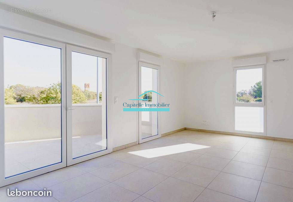 Appartement à VIC-LA-GARDIOLE