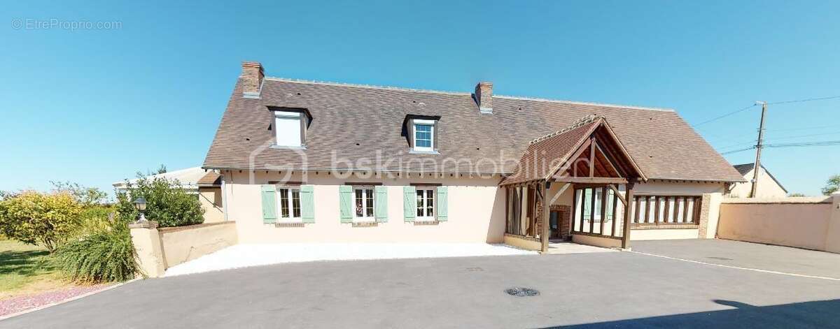 Maison à ILLIERS-COMBRAY