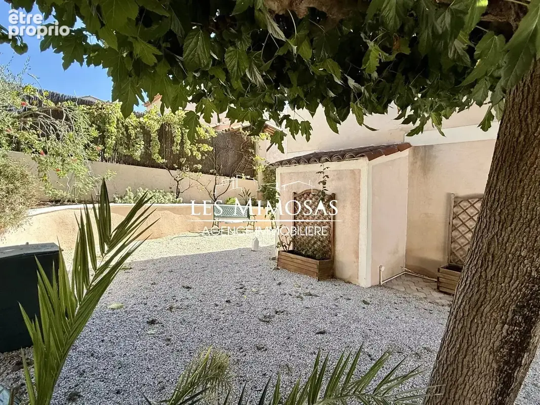 Fréjus – villa avec studio indépendant - garage - photo 8