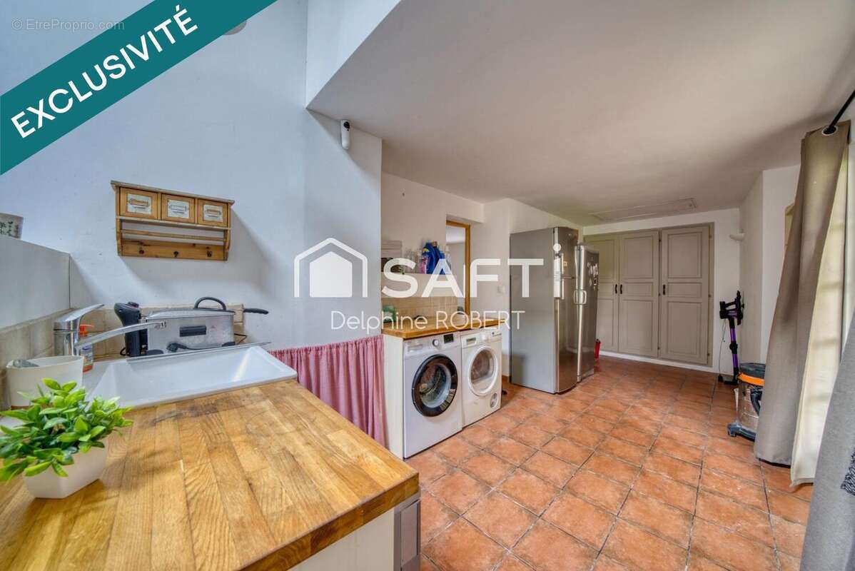 Maison 212 m² à Courant  - photo 6