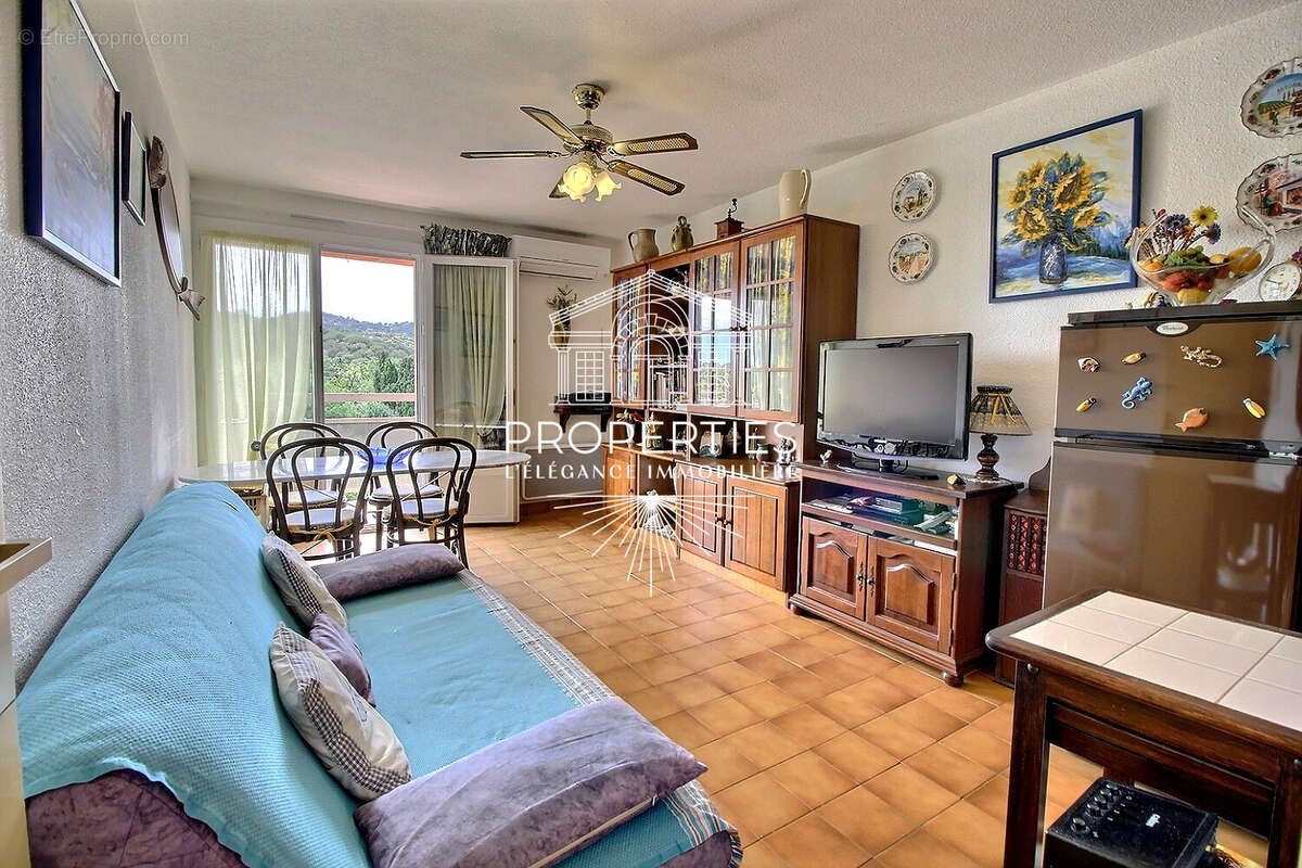 Appartement Bormes Les Mimosas 3 pièce(s) 37 m2 - photo 2