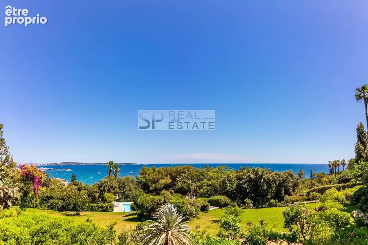 Golfe-juan – vue mer panoramique -  grand 4 pieces avec vaste jardin - photo 7