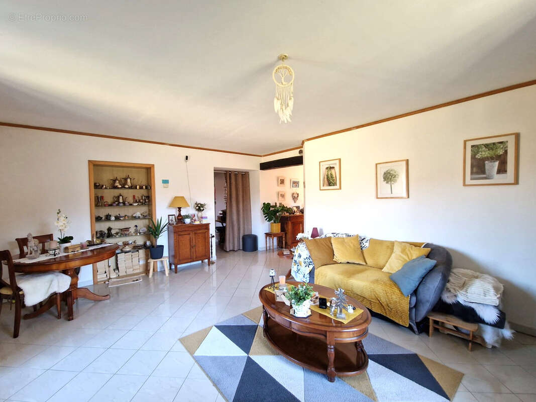 Appartement à DUNG
