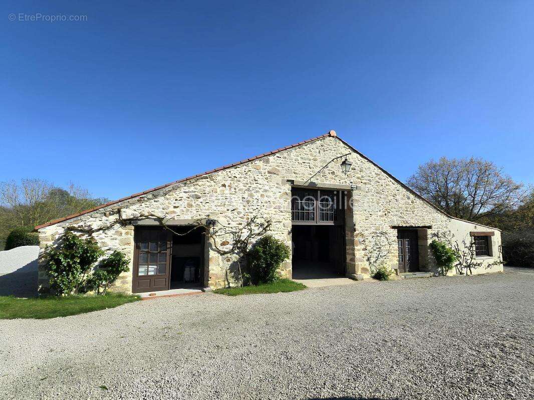 Maison à LES LUCS-SUR-BOULOGNE