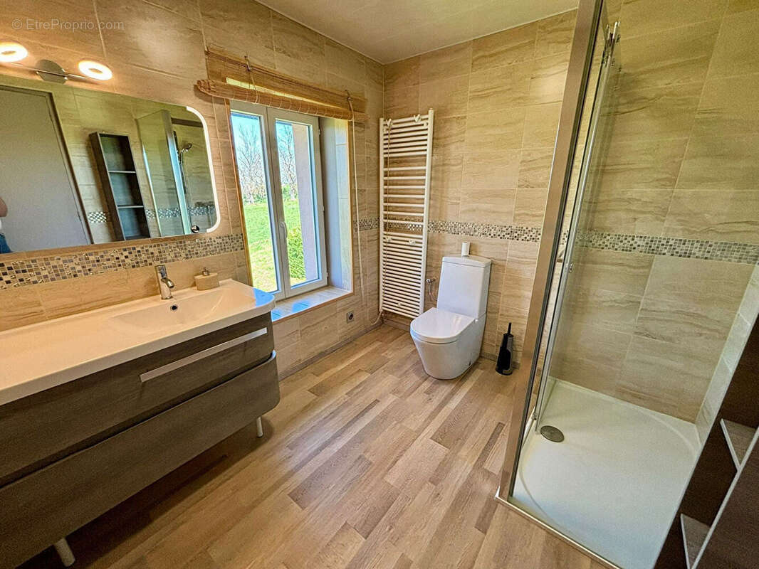 Maison à SAINT-MARTIN-D'ESTREAUX