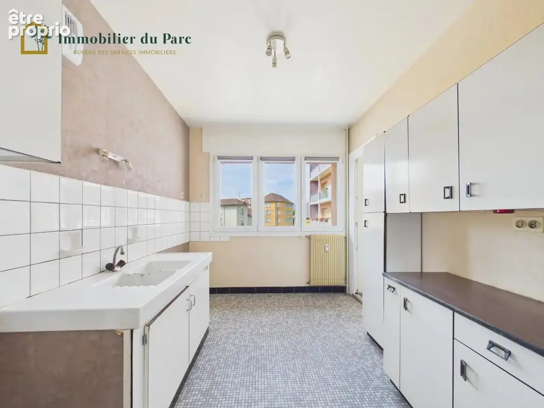 Belfort – appartement 5 pièces 95 m² avec garage, cave et ascenseur - photo 4