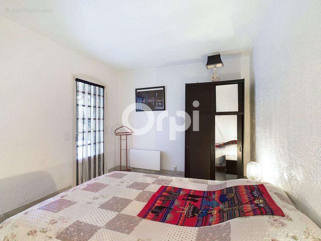 Maison à MANDELIEU-LA-NAPOULE