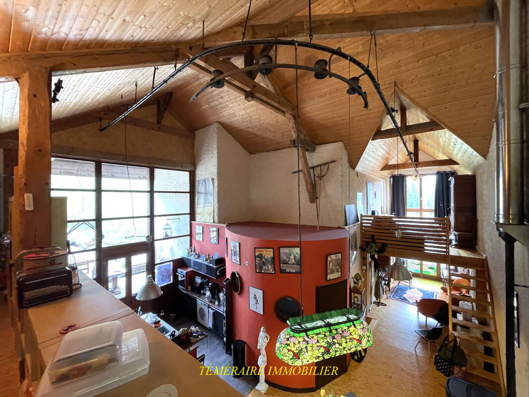 Appartement à SIROD